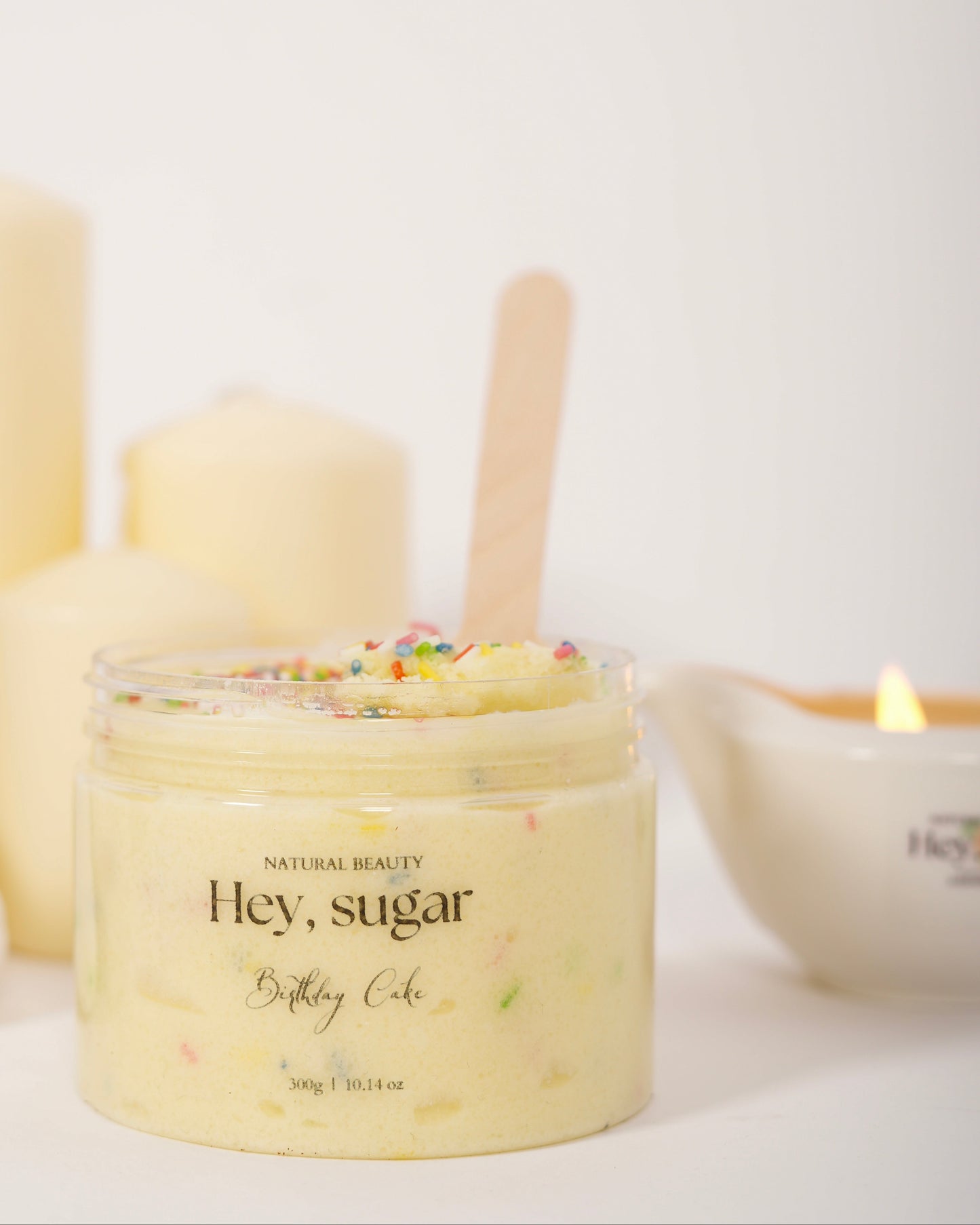 Hey ,Sugar Birthday Cake – šećerni piling za stopala i tijelo